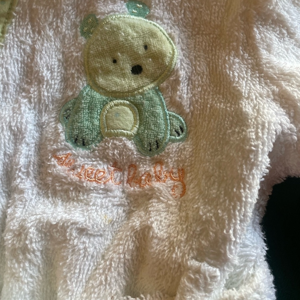 Carters Bath Robe Size 0-9 Months